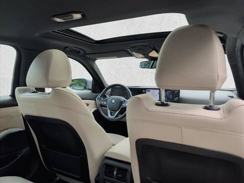 Used 2023 BMW 330i xDrive Sedan w/ Premium Package AWD/4WD image 19