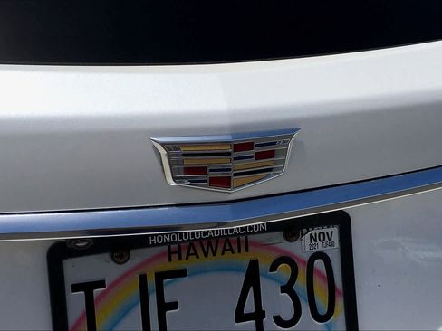 Used 2017 Cadillac XT5 Luxury image 31