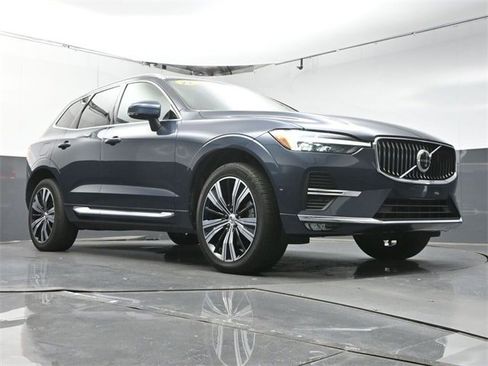 Certified 2022 Volvo XC60 B6 Inscription w/ Advanced Package image 34