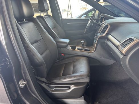 Used 2014 Jeep Grand Cherokee Limited RWD image 29