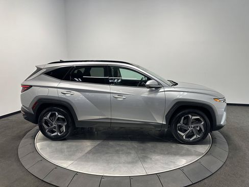 Certified 2023 Hyundai Tucson Limited AWD/4WD image 8