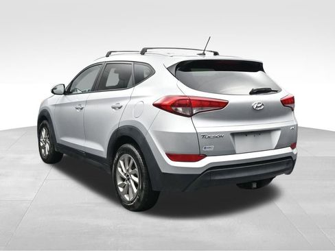 Used 2016 Hyundai Tucson SE w/ Option Group 02 AWD/4WD image 3
