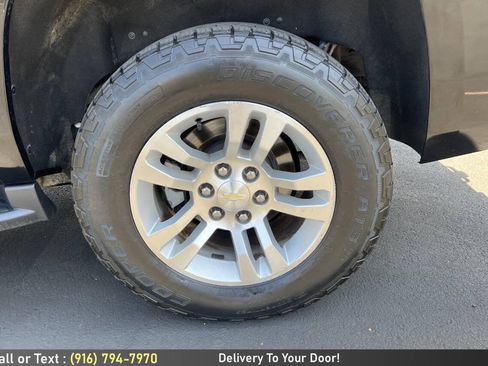 Used 2020 Chevrolet Suburban LT AWD/4WD image 11