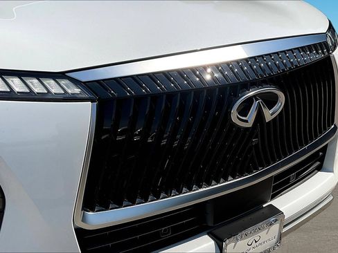 Certified 2026 INFINITI QX80 Luxe w/ Cargo Package AWD/4WD image 32