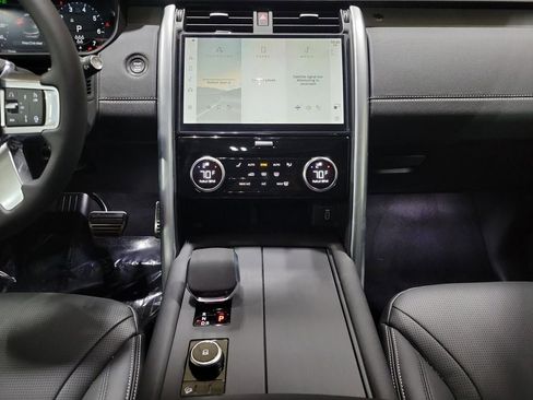 New 2026 Land Rover Discovery Dynamic SE AWD/4WD image 26