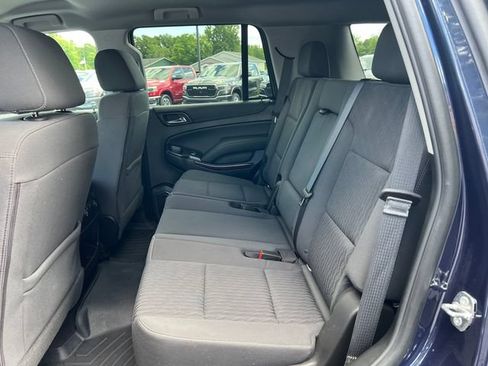 Used 2019 GMC Yukon SLE w/ SLE Value Package AWD/4WD image 4