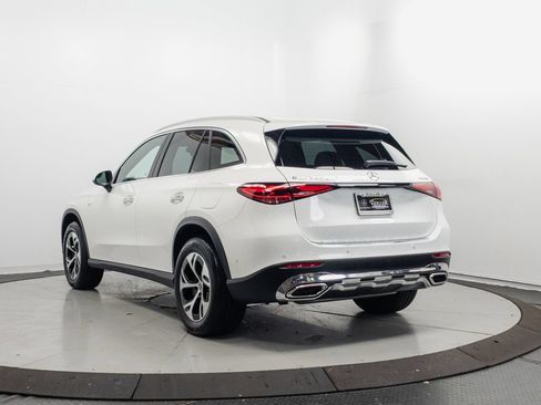 Used 2025 Mercedes-Benz GLC 350e 4MATIC image 26