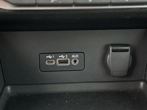 Certified 2023 Nissan Sentra SV image 35