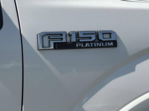 Used 2015 Ford F150 Platinum w/ Equipment Group 701A Luxury AWD/4WD image 9