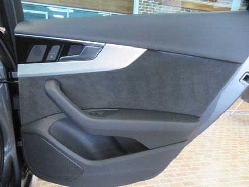 Used 2020 Audi S4 Premium w/ Convenience Package image 20