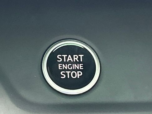 Used 2023 Audi Q3 2.0T Premium Plus w/ Premium Plus Package image 53