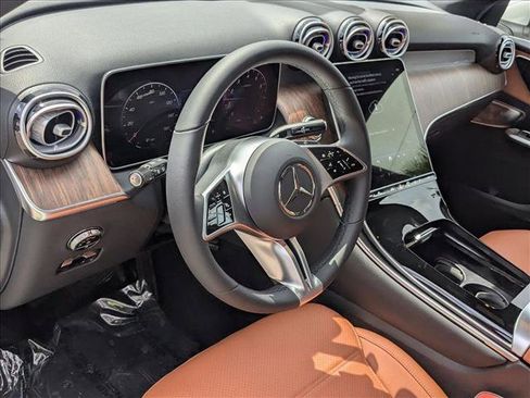 New 2026 Mercedes-Benz GLC 300 4MATIC image 3