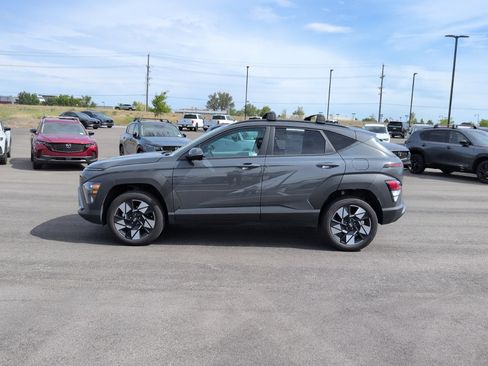 Used 2025 Hyundai Kona SEL AWD/4WD image 4