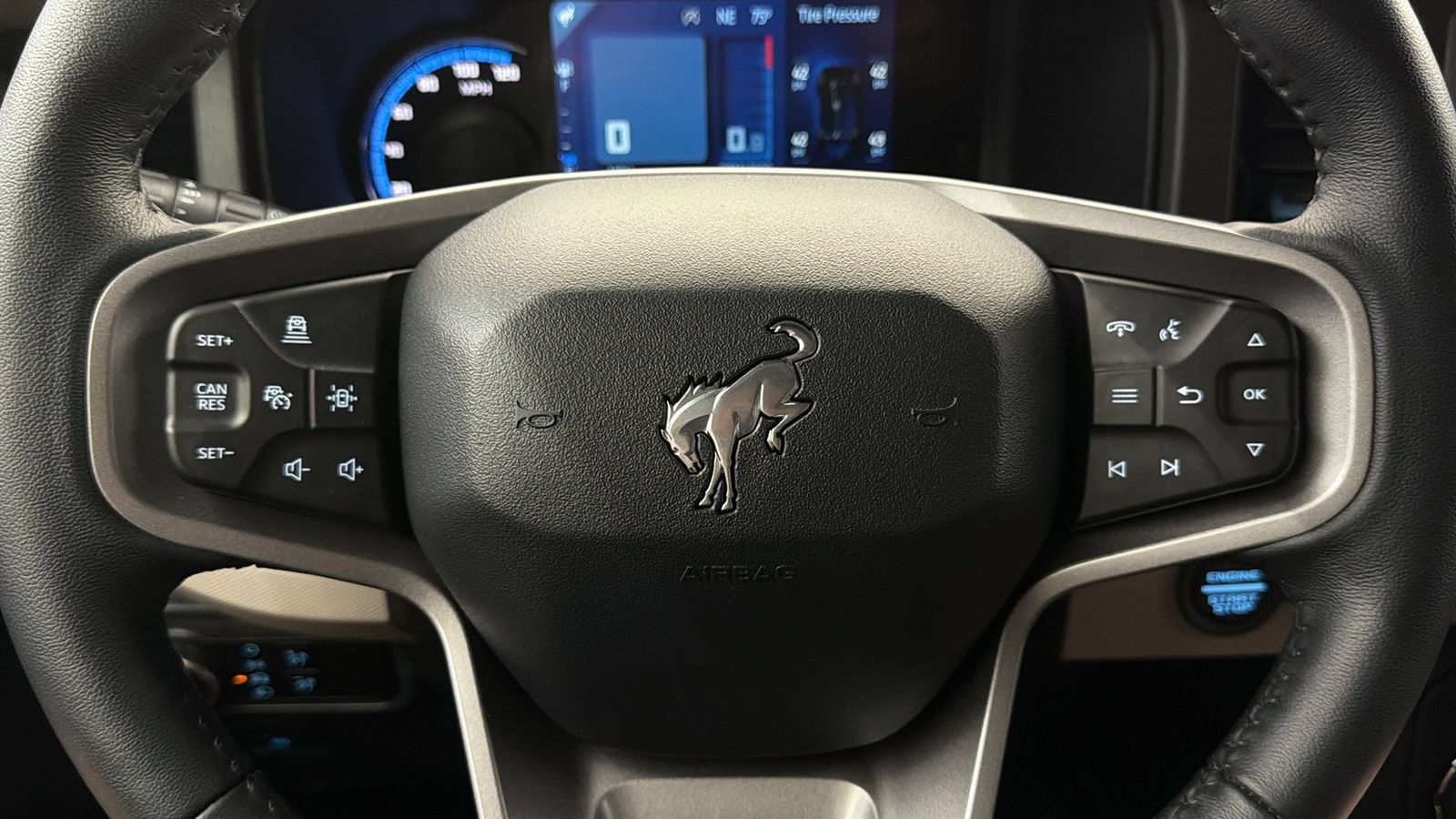 Used 2024 Ford Bronco Wildtrak AWD/4WD image 28