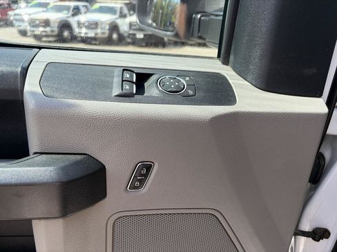 Used 2020 Ford F550 4x4 Regular Cab Super Duty image 20