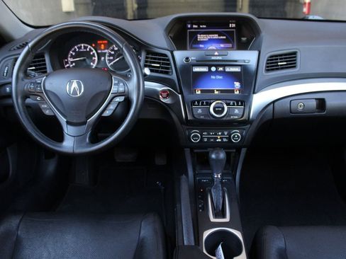 Used 2018 Acura ILX FWD image 15