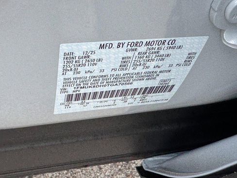 New 2026 Ford Explorer Active w/ Active Comfort Package image 19