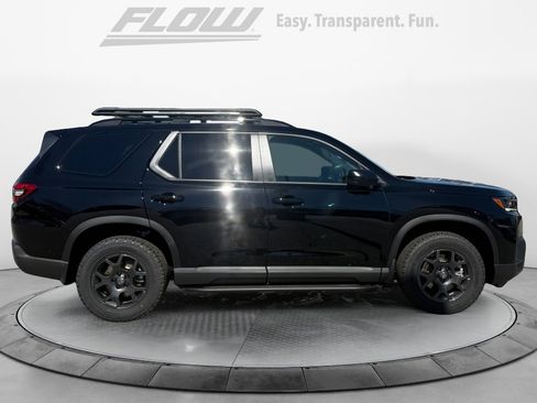 New 2026 Honda Pilot TrailSport image 8