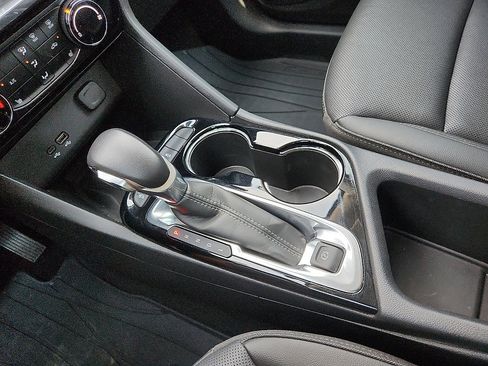 Used 2024 Buick Encore GX Sport Touring w/ Comfort Package image 12