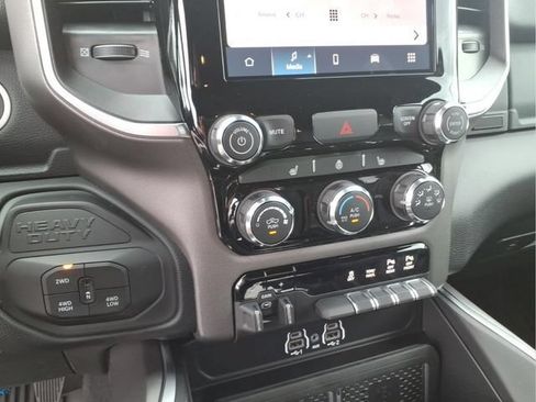 New 2026 RAM 3500 Big Horn AWD/4WD image 25