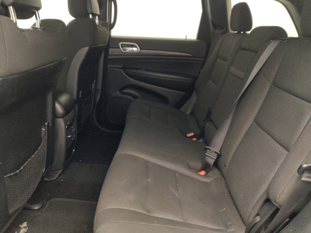 Used 2021 Jeep Grand Cherokee Laredo RWD image 18