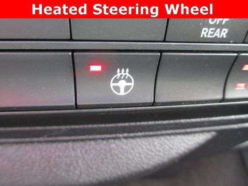 Used 2015 RAM 1500 Outdoorsman image 26