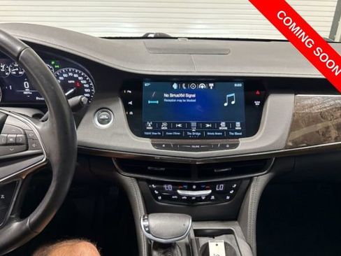 Used 2018 Cadillac CT6 Luxury image 9