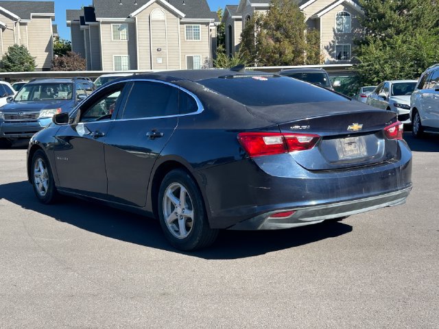 Used 2017 Chevrolet Malibu LS FWD image 5