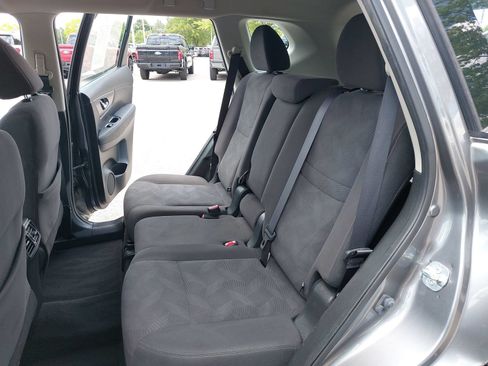 Used 2016 Nissan Rogue S AWD/4WD image 15