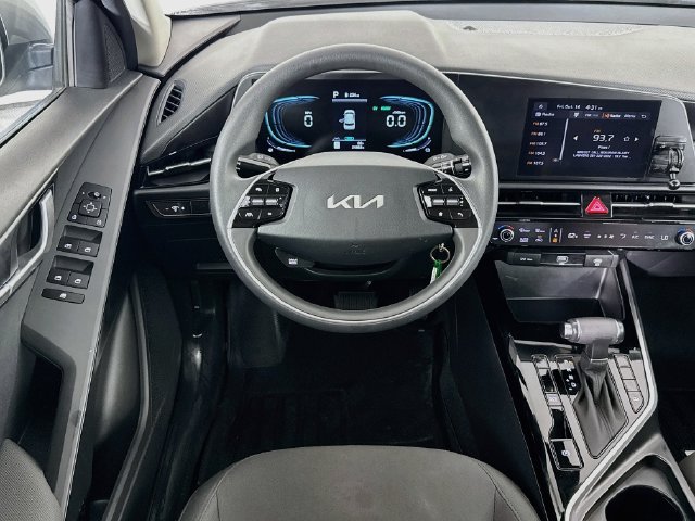 Used 2026 Kia Niro LX FWD image 14
