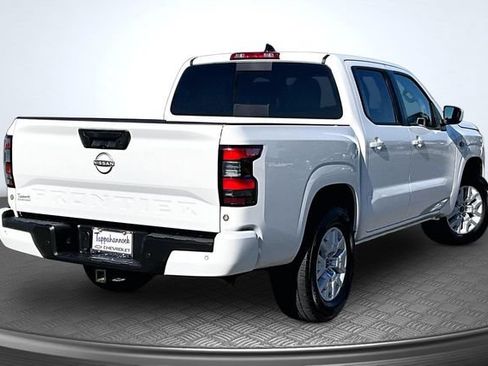 Used 2023 Nissan Frontier SV w/ SV Convenience Package AWD/4WD image 6