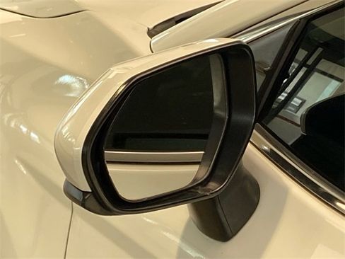 Used 2021 Toyota Camry LE w/ Carpet Mat Package (TMS) image 10