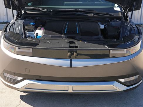 Used 2024 Hyundai Ioniq 5 SEL image 7