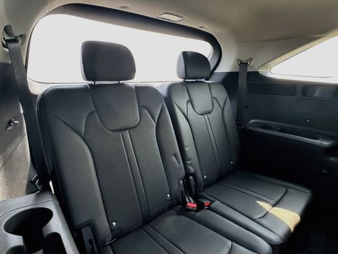 Certified 2025 Kia Sorento S AWD/4WD image 30