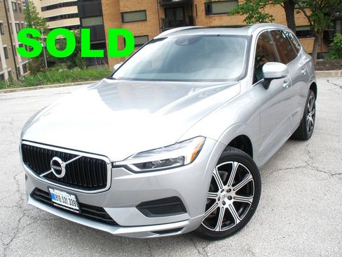 Used 2018 Volvo XC60 T5 Momentum AWD/4WD image 1