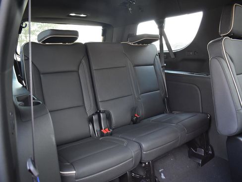 New 2026 GMC Yukon XL Elevation w/ Elevation Premium Package image 8