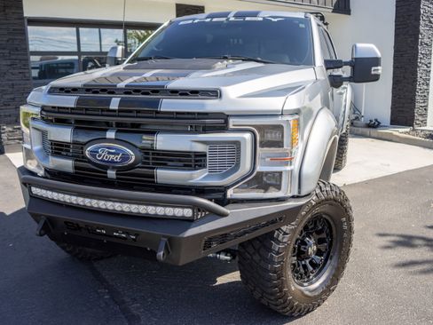 Used 2022 Ford F250 Lariat w/ Lariat Ultimate Package image 4