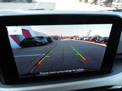 Used 2022 Ford Escape SE w/ SE Sport Appearance Package FWD image 24