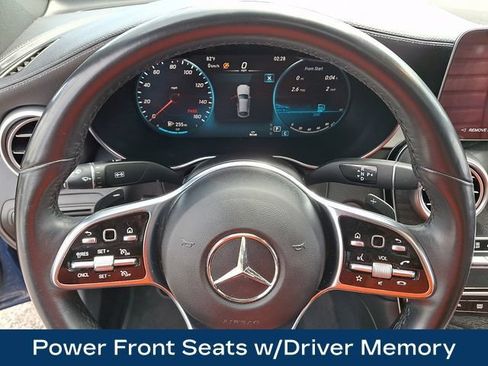 Used 2023 Mercedes-Benz GLC 300 4MATIC Coupe image 4
