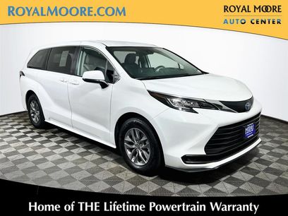 Certified 2023 Toyota Sienna LE