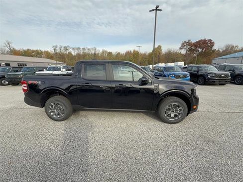 New 2025 Ford Maverick XLT w/ XLT Luxury Package AWD/4WD image 7