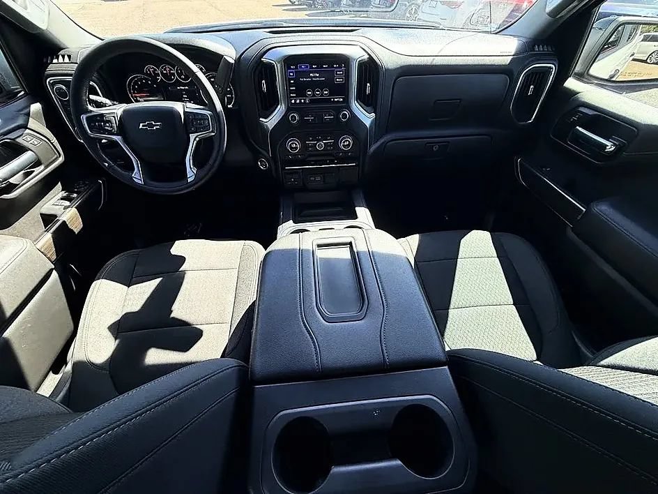 Used 2021 Chevrolet Silverado 1500 RST w/ Redline Edition AWD/4WD image 38