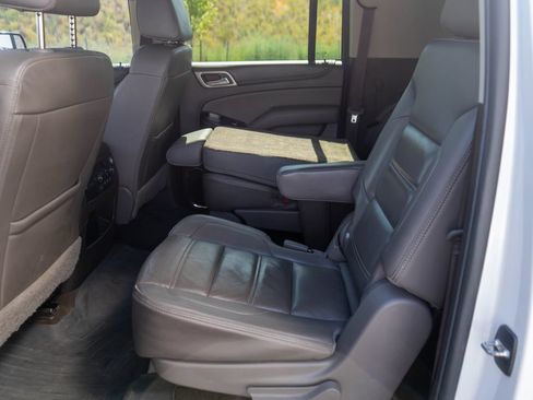 Used 2017 GMC Yukon XL Denali w/ Open Road Package AWD/4WD image 13