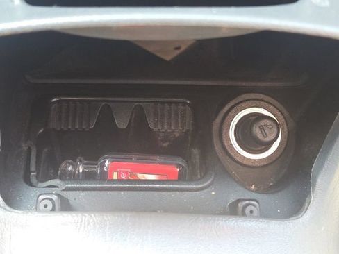 Used 2002 Buick Regal LS w/ LS Premium Pkg FWD image 25