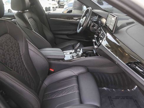 Certified 2023 BMW 530e 530e w/ M Sport Package image 13