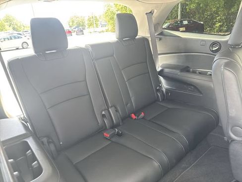 Used 2021 Honda Pilot Elite image 12