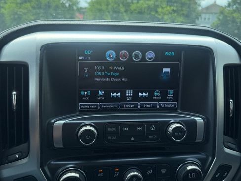 Used 2018 GMC Sierra 1500 SLT AWD/4WD image 16
