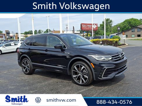 Certified 2024 Volkswagen Tiguan SEL R-Line AWD/4WD image 1