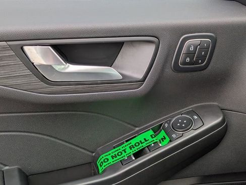 New 2026 Ford Escape Platinum image 48