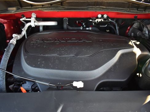 Used 2024 Honda Odyssey Sport image 40